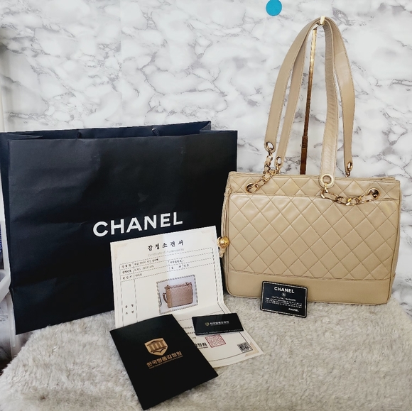 SOLD!!!Authentic Chanel - Picture 4 of 4